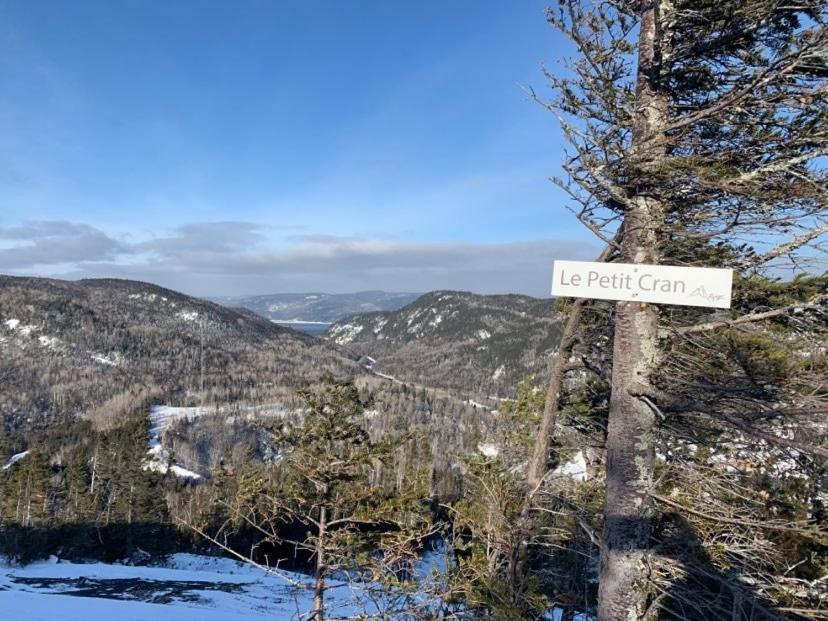 La Cabane Chez Jimmy Petit-Saguenay Eksteriør bilde