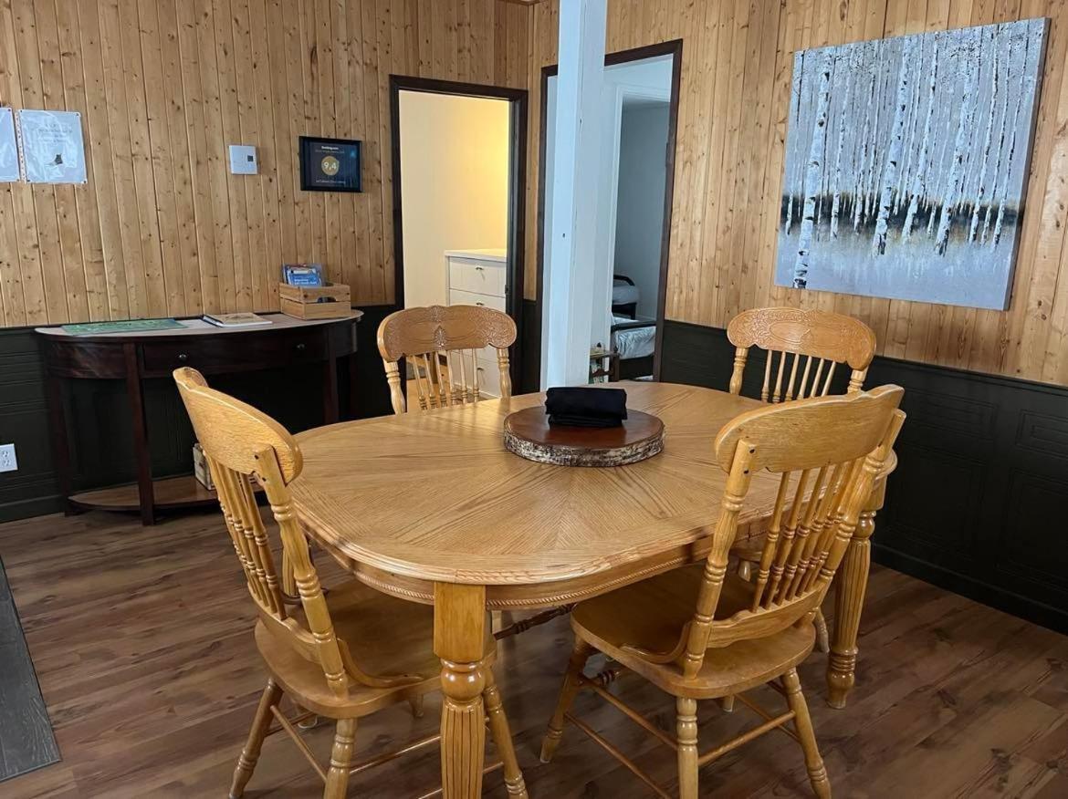 La Cabane Chez Jimmy Petit-Saguenay Eksteriør bilde